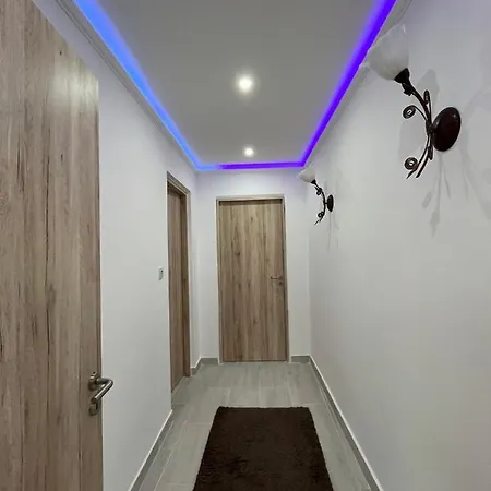 Centrum Szolgaltatohaz Guest house