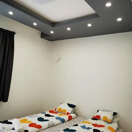 招待所 Centrum Szolgaltatohaz