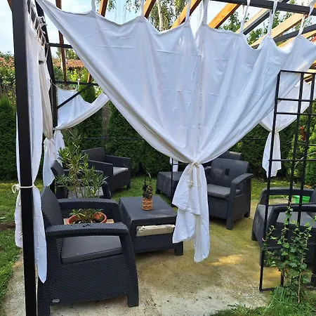 招待所 Centrum Szolgaltatohaz 托卡伊