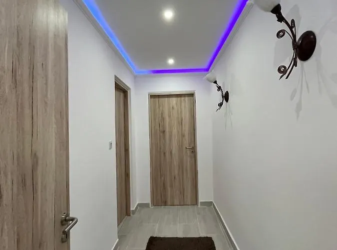 Centrum Szolgaltatohaz Guest house