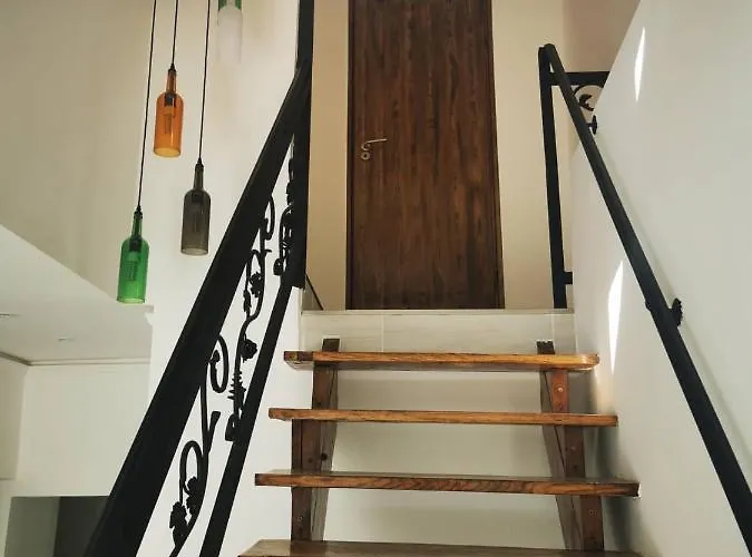 Centrum Szolgaltatohaz Guest house